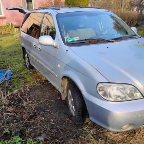 Samochód Kia Carnival