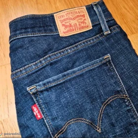 Kultowe Jeansy „ Levi’s Strauss & Co ” „ Straight Jeans ”