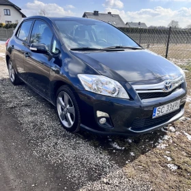 Sprzedam Toyota Auris 2012 hybryda