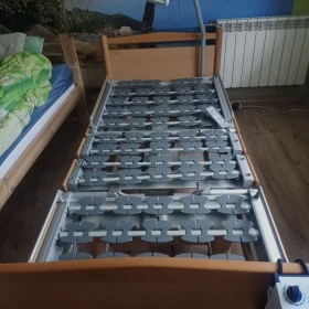 Łóżko rehabilitacyjne elektryczne Volker+nowy materac przeciwodleżynow