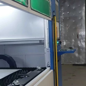 Wycinarka Laserowa Ploter CNC 3015GCL Weni 3kW BOCI zamknięta obudowa fiber