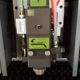 Fiber Laser Wycinarka Laserowa CNC do rur arkuszy 3015GM Weni 3kW