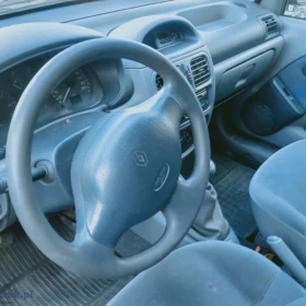 Renault Clio II 