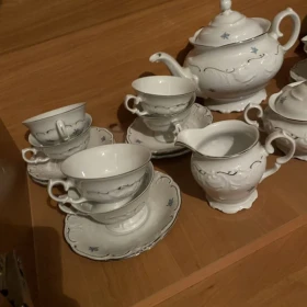 Porcelana Wawel komplet na 12 osób-filizanki, dzbanki-PRL vintage