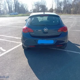 Sprzedam Opla Astrę bogate wyposażenie!
