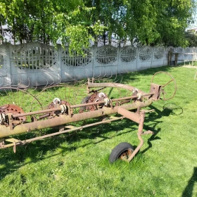 ZGRABIARKA, 5-gwiazdowa, do remontu lub na części, Mstów
