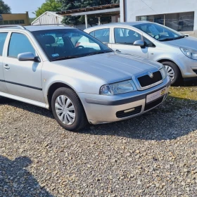 SKODA OCTAVIA  1.6E. 2003 ROK