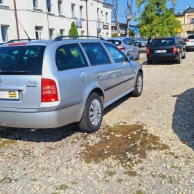 SKODA OCTAVIA  1.6E. 2003 ROK