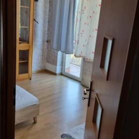 Wynajmę piętro domu