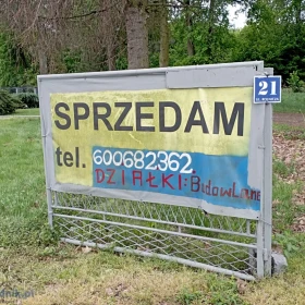 Działka Budowlana 11 ar. z Super LOKALIZACJĄ na Wsi , pod Lasem : wszystkie Media w Zasięgu