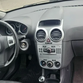 Opel Corsa 1.4 16V Satellite