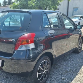 Toyota Yaris II 1.0 2009r. 5Drzwi