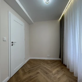 3 pokoje, blisko Aquaparku, po Remoncie dla rodziny lub świetne pod wynajem
