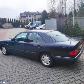 Mercedes-Benz Klasa E W210