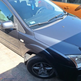 Ford Focus MK2. Rocznik: 2007. Silnik: 1,6 benzyna. 100 KM.  Przebieg: 235 000 km.