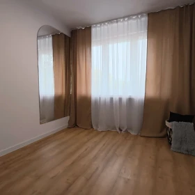 SPRZEDAM MIESZKANIE TYSIĄCLECIE - 3 pokoje + oddzielna kuchnia, balkon, piwnica, Po generalnym remoncie