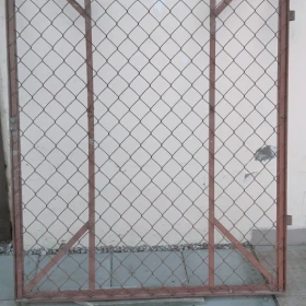 Brama metalowa z furtką