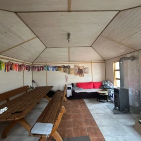 Domek 5 x 5 drewniany ocieplany w całości z podłogą całoroczny Używany