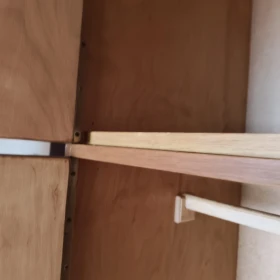 Szafa ubraniowa (30 zł) plus 2 szafki na buty (gratis)