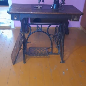 Maszyna zabytkowa naumann