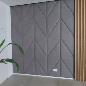 Panele tapicerowane na ścianę – wykonanie na zamówienie / montaż