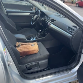 Skoda Superb 2.0TDI 2017r. kombi BEZWYPAKOWY