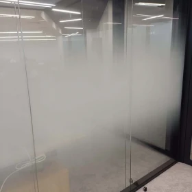 Oklejanie biur Łódź - folie na ścianki działowe -Folie sprzedaż, montaż - folie z usługą oklejania szyb Łódź i okolice -Folkos folie okienne