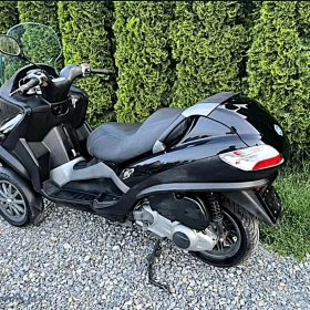 „ Piaggio mp3 - 125 ”. 2007r. Tylko : 45tys.km - Trójkołowy.
