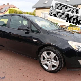 Opel Astra J 1.6 benzyna 2010r 5 drzwi udok. przebieg 163000km