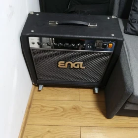 Sprzedam wzmacniacz Engl Screamer 50 wat combo