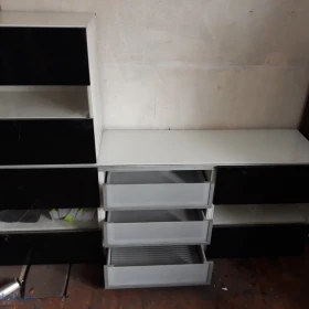 Sprzedam Komode i 2 szawki