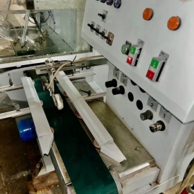 Automat do lakierowania listew MAKOR CSP4