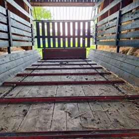 Przyczepa samozbierająca