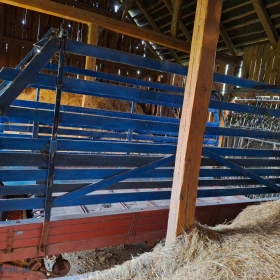 Przyczepa samozbierająca