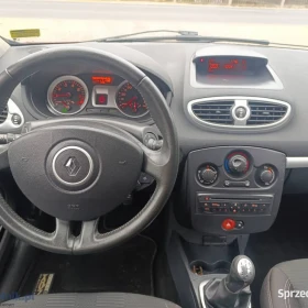 Renault Clio 1.2 benzyna 2010r udok. przebieg bezwypadkowy