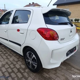 Mitsubishi Space Star 1.2 benzyna 2021r 5 drzwi klimatyzacja