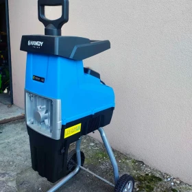 Rozdrabniacz elektryczny do gałęzi Handy Prime GTR2801 NOWY