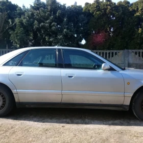 Audi A8 D2 1997r, 2.8 V6, manual