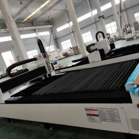 Wycinarka laserowa Fiber CNC Model G 6000W pole 3000x1500 mm Profesjonalna maszyna do cięcia blach stalowych i aluminium Nowa