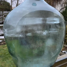 Balon/gąsior na wino 35l, grube szkło PRL, razem z koszem