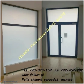 Usługa oklejania szklanych drzwi Warszawa - folie na szklane drzwi, folie do biura, szkół, szpitali, magazynów, aptek, przedszkoli...Oklejamy Wawa