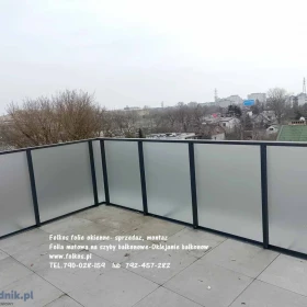 Folie prywatyzujące na szklane balkony- folie prywatyzujące na okna łazienkowe- folie matowe mleczne, folie matowe mrożone Warszawa -OKlejanie
