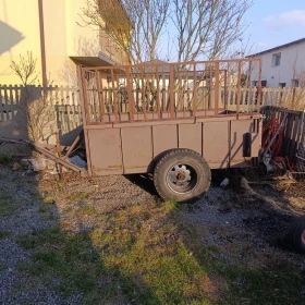 Przyczepa jednoosiowa-klatka