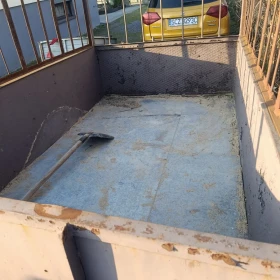 Przyczepa jednoosiowa-klatka