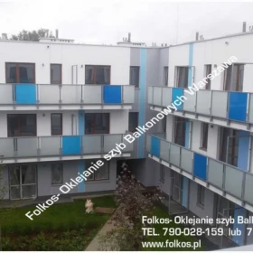 Usługa oklejania szyb balkonowych Bielany - Folie na szklane balustrady balkonowe Warszawa Bielany -Folia matowa na balkon