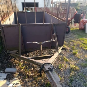 Przyczepa jednoosiowa -klatka