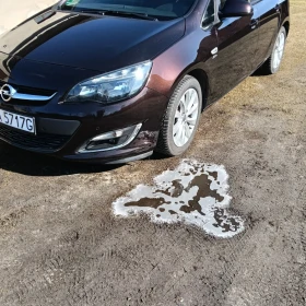 Opel Astra J benzyna