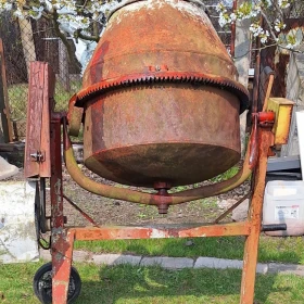 betoniarka 100L 220v