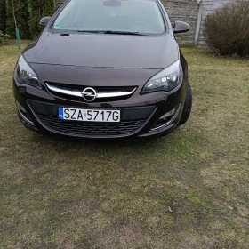 Opel Astra benzyna