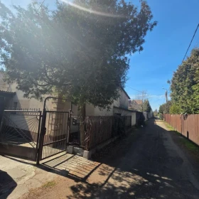 Dom dwupiętrowy w dzielnicy Stradom w Częstochowie